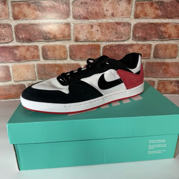 NIKE SB Alleyoop Chicago Colorway Black White Red Shoes New Mens 10.5 - Picture 1 of 6